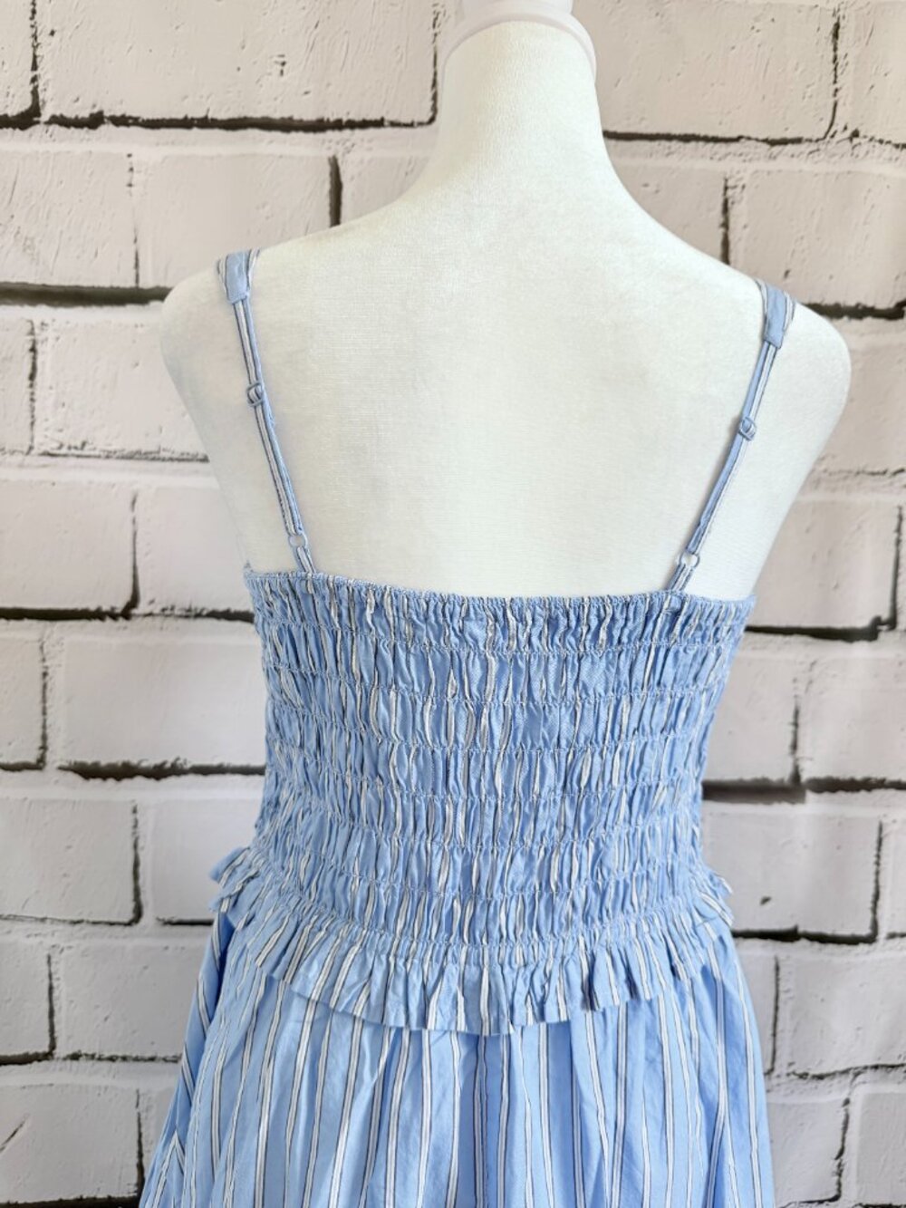 NWT Old Navy Blue Stripe Smocked Midi Dress Petite S Adjustable Straps Cotton - Picture 8 of 11